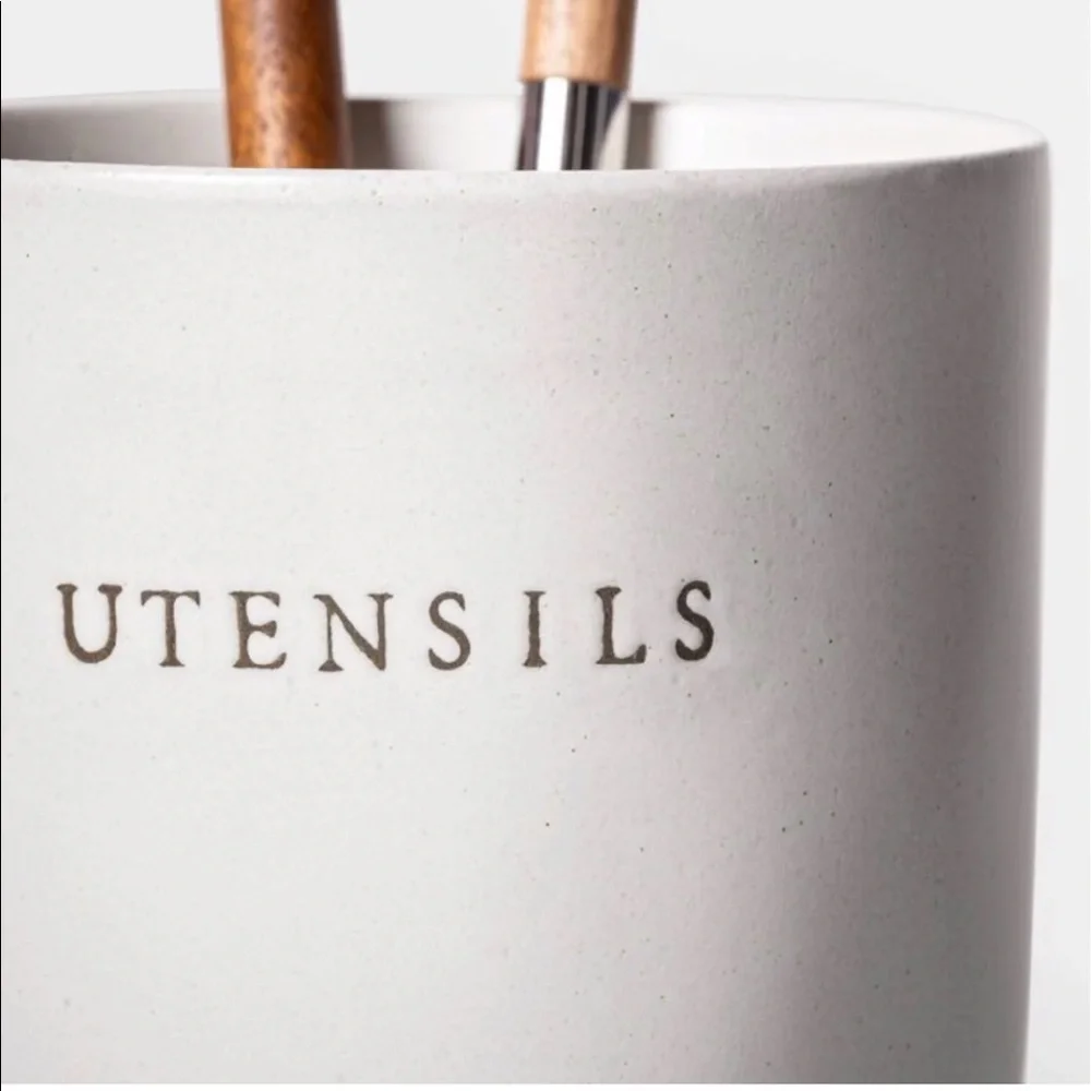 Hearth & Hand utensils canister